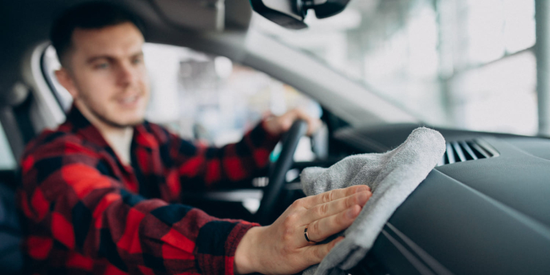 Čistenie interiéru auta – doplnky, ktoré vám ušetria čas aj nervy