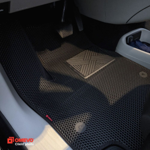 EVA autokoberce OMEVO pre Chrysler Pacifica Touring L 7 mest 3 gen Minivan (2017-2025)