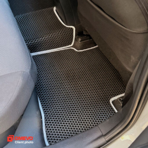 EVA autokoberce OMEVO pre Toyota Corolla E210 Hybrid 12 gen Kombi (2018-2025)